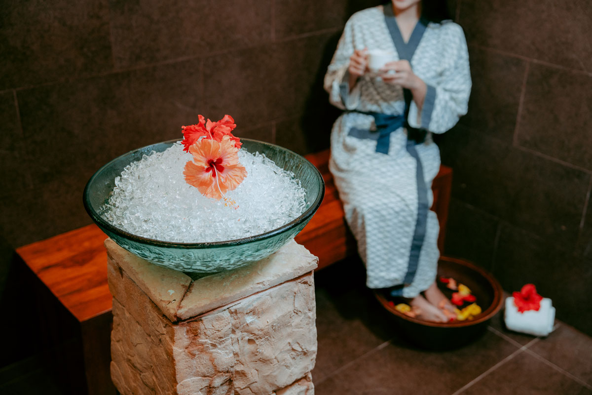 Bungaraya ECHO Wellness Spa massage room