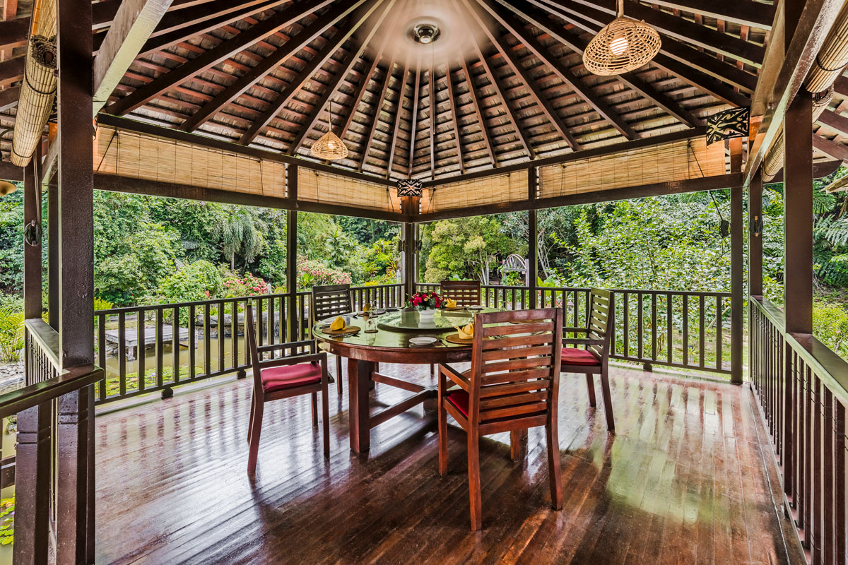 The Longhouse Restaurant